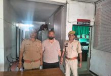 सादाबाद : 12 अक्टूबर 2026 VDO भर्ती परीक्षा के नाम पर ठगी करने वाला 25 हजार का इनामी अभियुक्त गिरफ्तार