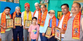 हाथरस के ऐहन मेले में राजेश सिसोदिया का सम्मान, उपभोक्ता अधिकारों के प्रति जागरूकता का संदेश
