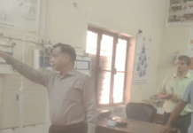 हाथरस : CMO के औचक निरीक्षण में CHC मुरसान के 4 कर्मचारी मिले अनुपस्थित, वेतन काटने के निर्देश